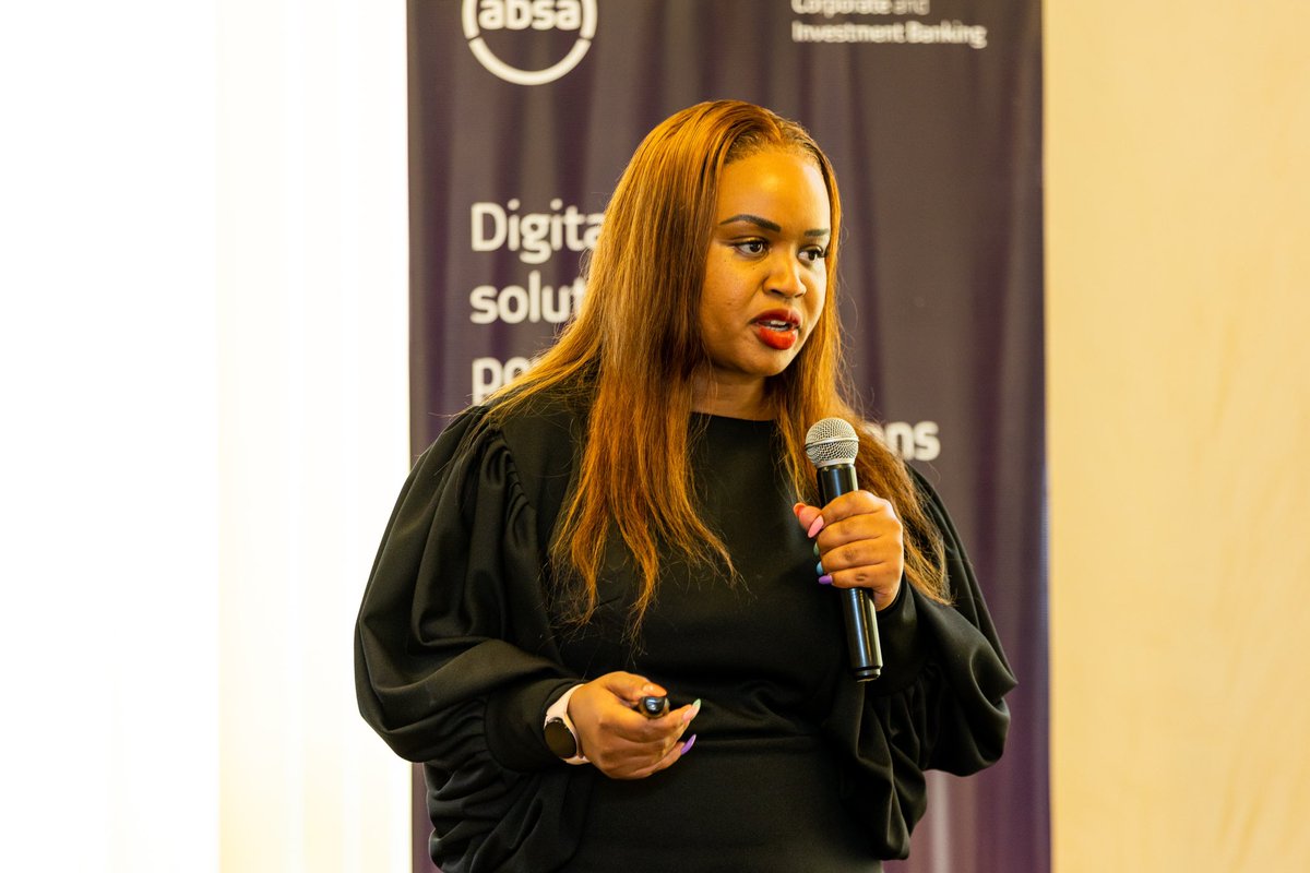 AbsaGhana's tweet photo. Vuyo Teleki, Head of the Absa’s Africa Regional Operations’ Client Solutions Group, delivers an insightful presentation and case studies highlighting critical FX Risk Management tools that modern African businesses must consider to excel.

#AbsaGhana #AbsaCIB #ClientEngagement https://t.co/b2o0Z6nZ15