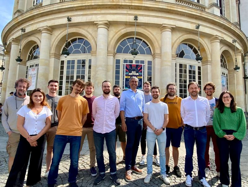 En cette journée mondiale des #programmeurs  et #développeurs, nous voulons rendre hommage à nos collaborateur·trice·s  expert·e·s, programmeur·euse·s et développeur·euse·s... et bien plus  encore ! 

Sans vous, l'aventure OneWave ne serait pas la même 🚀

#cyber #CyberSecurity