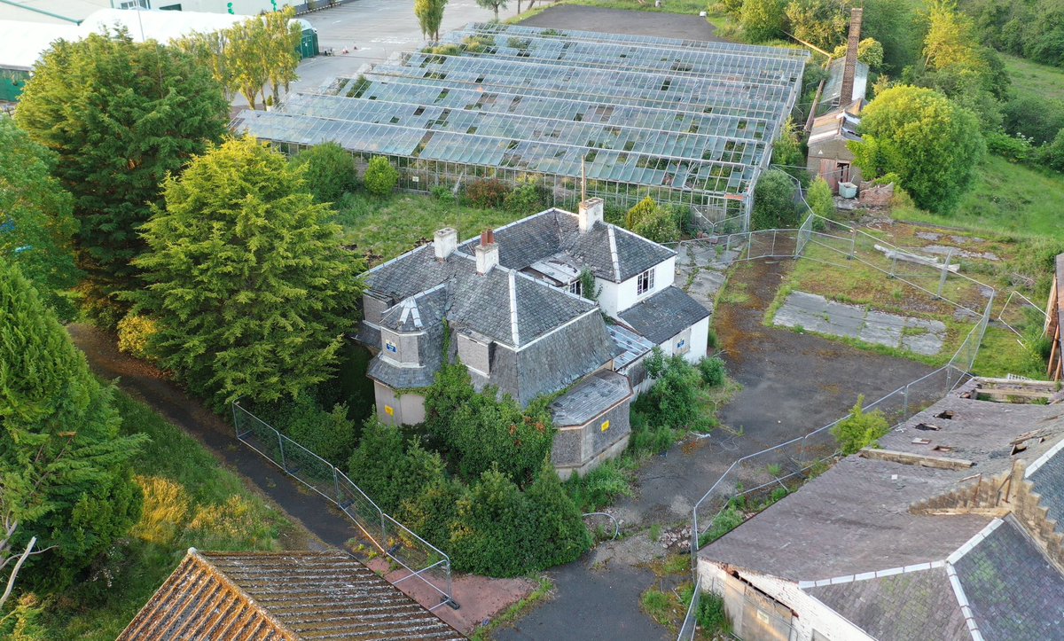 DeviantDiscover's tweet image. youtu.be/gijdRUTvX2w?si…
Some #urbexphotography #urbexphotos at Garrion Tower in Wishaw. 
Video link above to watch our video. Please subscribe to our YouTube 🙂