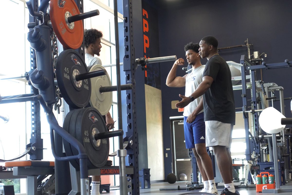 UTSA Men's Basketball tweet media