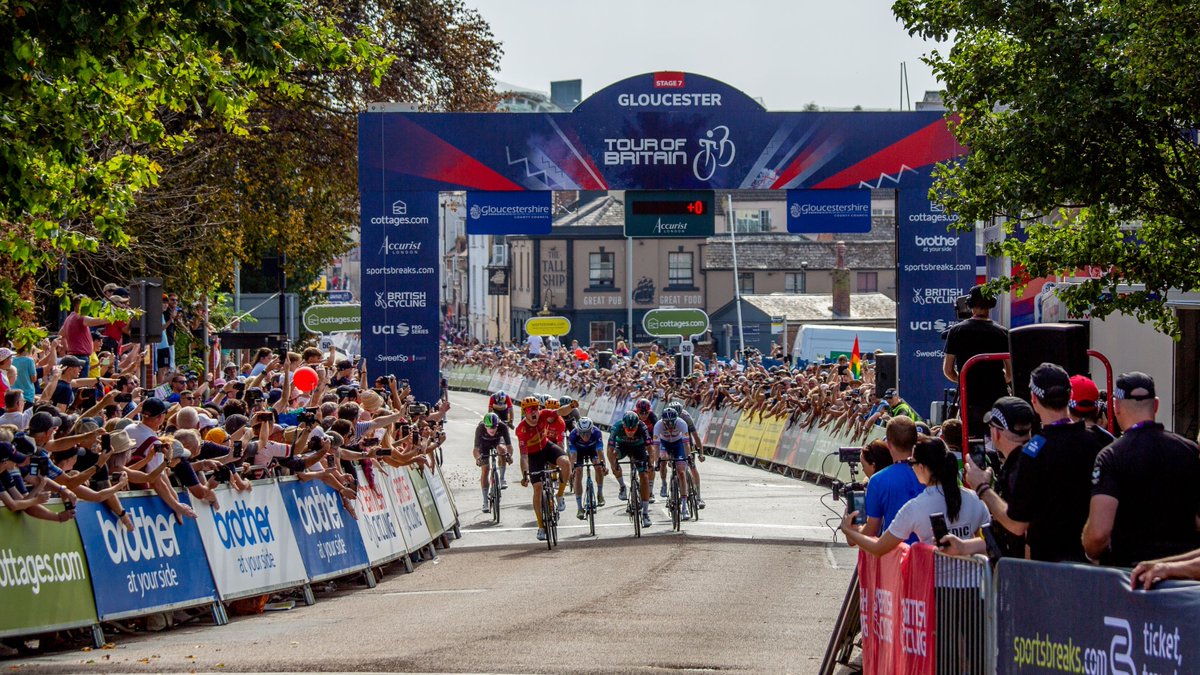 Gloucestershire CC tweet media