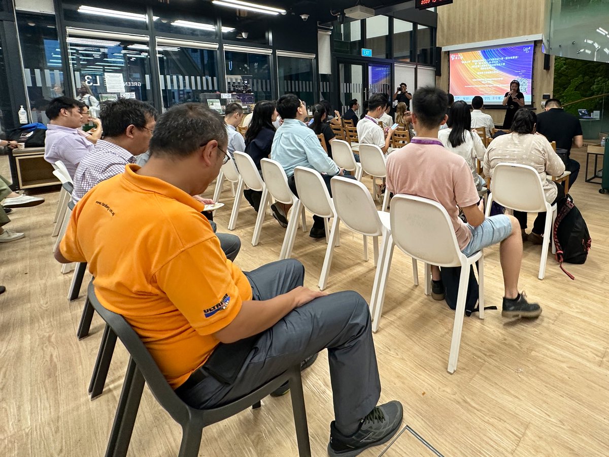 drostontang's tweet image. An entrepreneurial evening at @sgSMU with #neoBay and #XNode 

• Business localisation 
• Internationalisation
• New business environments  

#Shanghai #Shenzhen #China #ChinaSingaporeInnovationLaunchpad