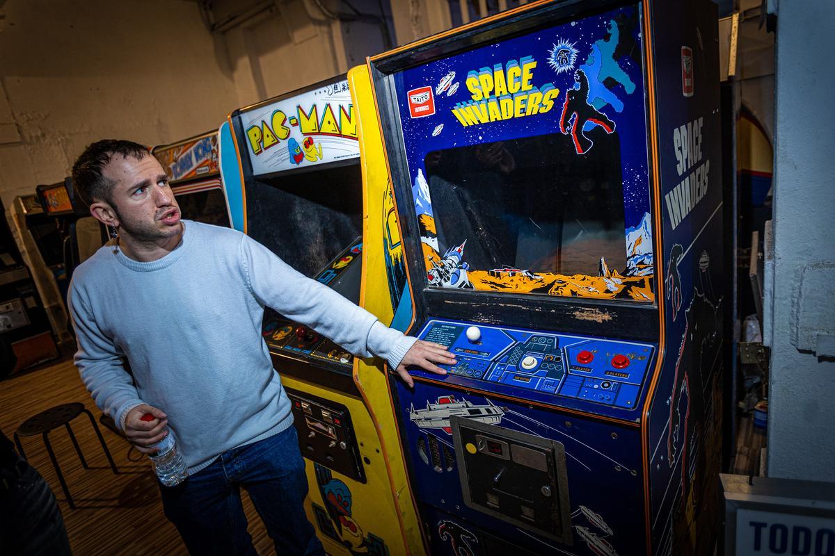 ReJugando's tweet photo. LOS VIDEOJUEGOS EN PELIGRO DE EXTINCIÓN

Hoy Miércoles desde las 22:00 en https://t.co/qBcGeg7VfS 

Charla con @Osquilla9 de @ArcadesCat, Roberto Fresca y @TomasGMeras 

Preservación de videojuegos y más.
¡No os lo perdáis! https://t.co/xmHVWjHde4