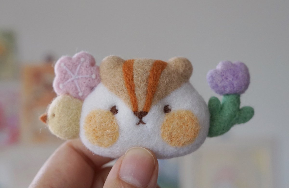 春天，把以前的花栗鼠做几款胸针