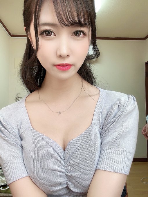 AVGO168's tweet photo. 踏出勇敢的舒適圈~進入新的領域📷表現出自己的勇氣與決心阿

#並木愛菜 #並木あいな https://t.co/qjuPCBqgNa