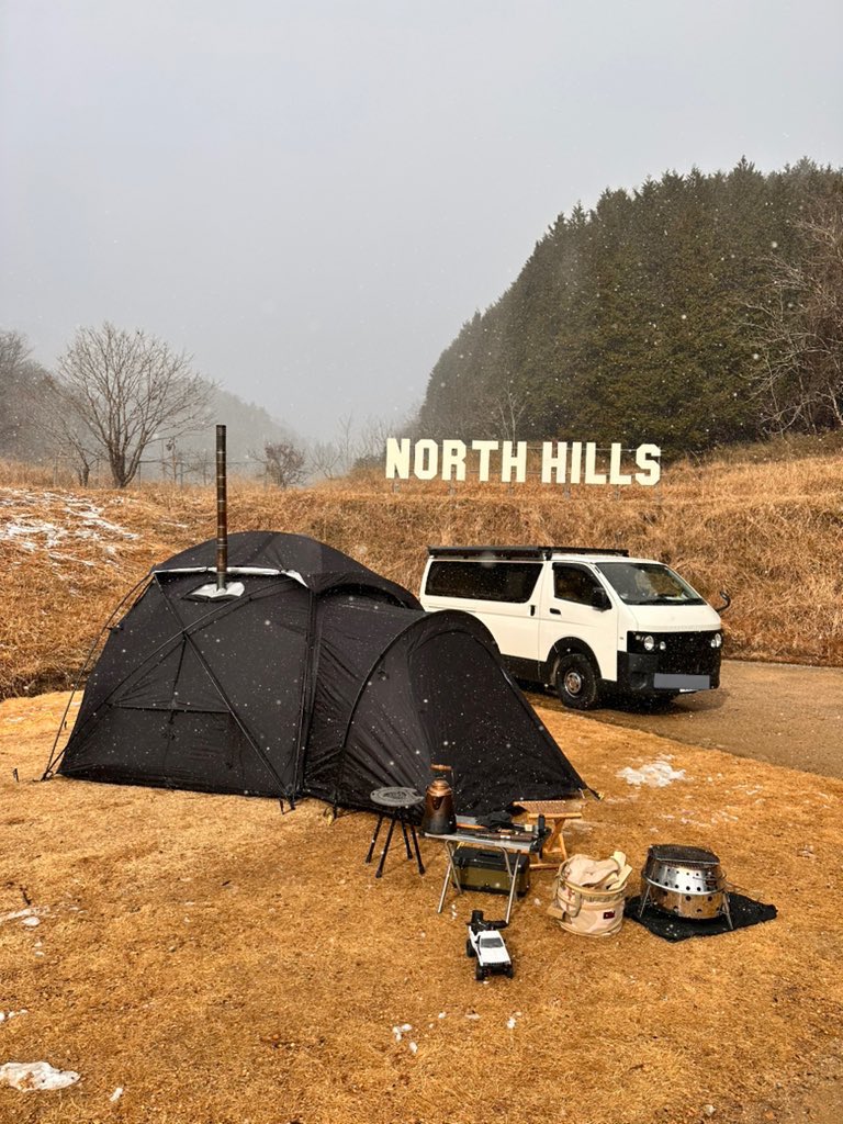 MILLAC561V's tweet photo. 去年から愛用している #mobi_garden の
#commander185
ヘタったら同じやつ買いたいぐらいに気に入ってるので画像貼っときますね

設営慣れたら15分　撤収も15分
薪スト入れれる　お座敷スタイルにしたら家族５人でもリビング使い可能なぐらい広い
ルーフつけたら結露知らずetc... https://t.co/xwr9ZL3lhE