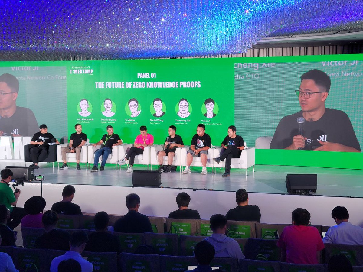 BuildWithScroll's tweet photo. It was all vibes at @ethereum_sg 🇸🇬

If you are attending @token2049, be sure to come and chat with us throughout the event.

We'd love to hear from you! https://t.co/olgoPdHBRd