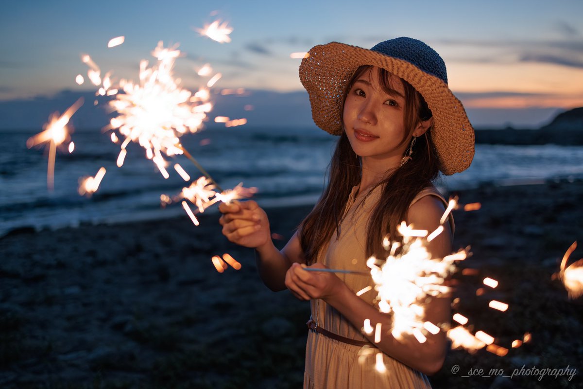 _sce_mo_'s tweet photo. - この夏の、花火のように、、、 -
- like fireworks , this summer , , , -
#この夏の
#thissummer
#花火のように
#likefireworks
#夕暮れ
#evening
#ポートレート
#portrait
#写真好きな人と繋がりたい
#朝花和りぃこ
#photography
#portraitphotography https://t.co/UJjBr3Ey3L