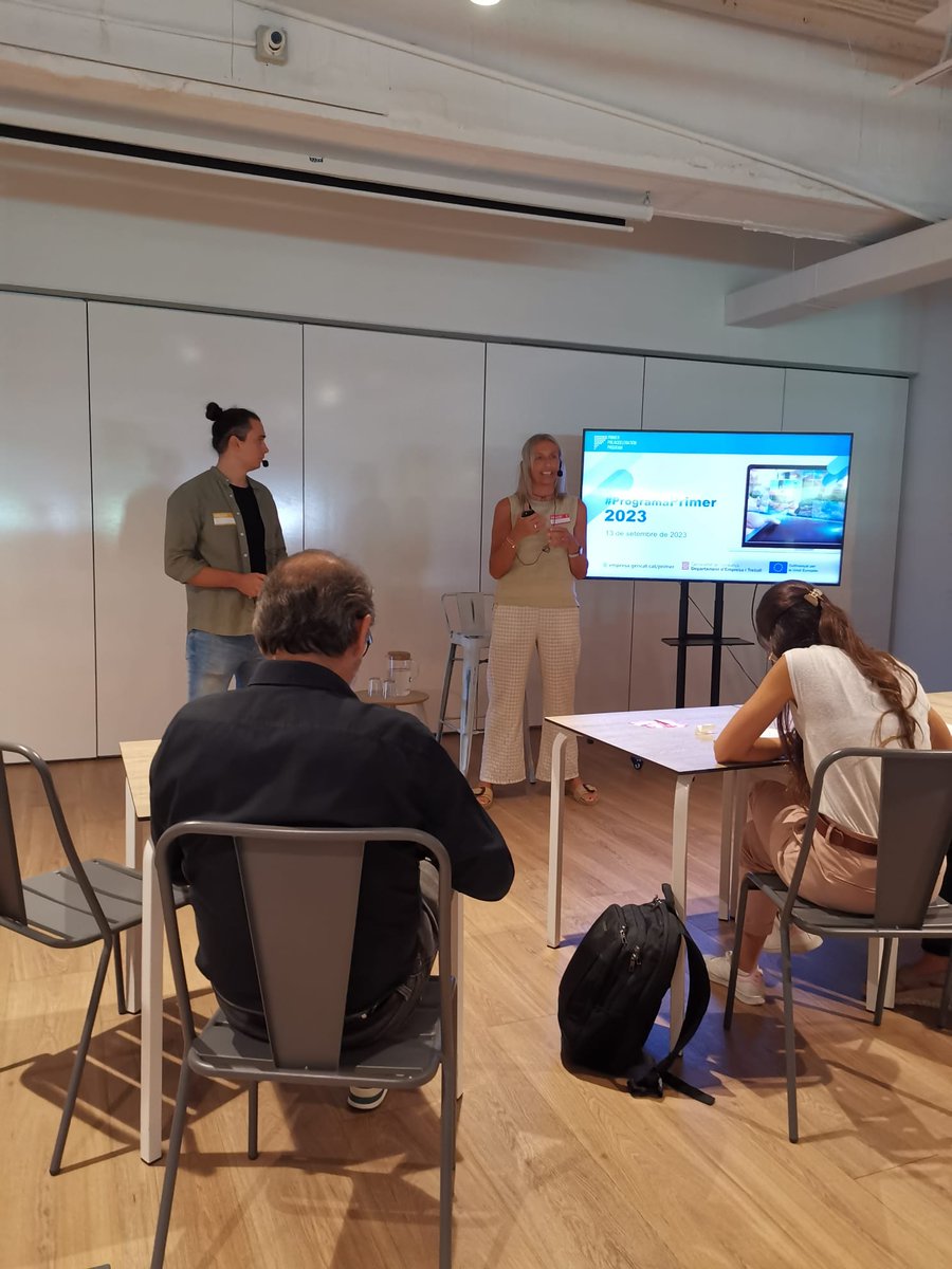 🚀Avui fem una jornada de treball amb les 29 preacceleradores del #ProgramaPrimer amb <a href="/quinof/">Quino Fernández</a> a <a href="/AticcoLab/">AticcoLab</a> Bogatell.

🧐Segueixen obertes moltes convocatòries pels emprenedors/es! Consulta-les👇

🔗empresa.gencat.cat/primer

<a href="/FonsUECat/">Fons europeus a Catalunya</a> #XarxaEmprèn