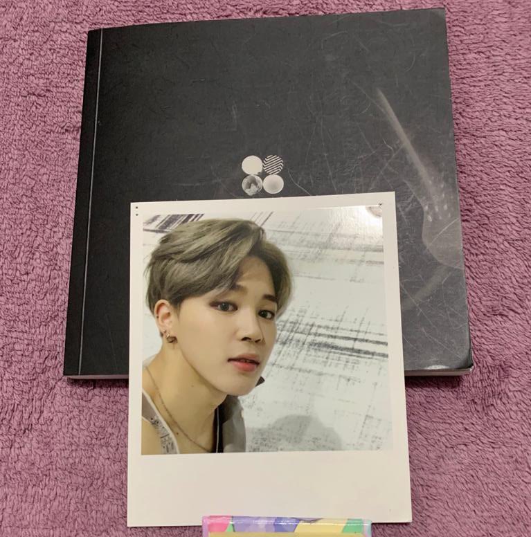 nanapoesis's tweet photo. [VENDA/VENDO]
• BTS
- Álbum WINGS (G VERSION)  
- com photocard (polaroid) 
- photobook RM e JUNGKOOK
- com avarias 
- R$ 75,00 frete por módico incluso.
- Aceito somente pix!! https://t.co/bAuStc6wYF
