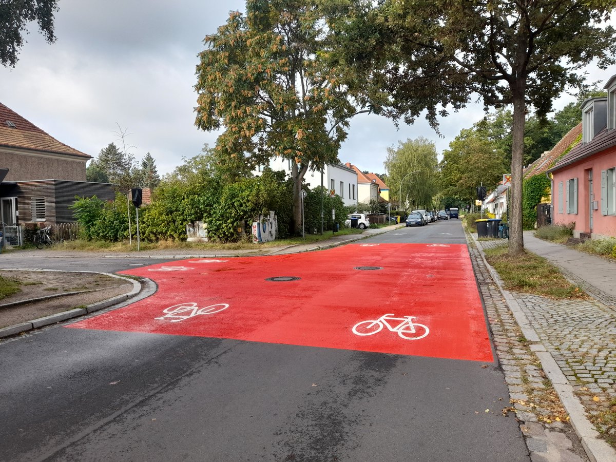 Bicycles first! New on my bike route to work - I don't actually know what it means exactly, because cars are still allowed.