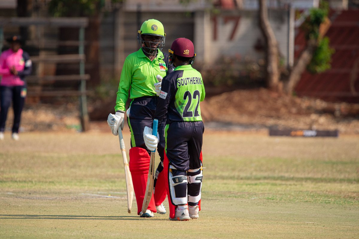 zimbabwewomen's tweet photo. #2ndonedayer | UPDATE
After 10 overs, Southerns Women are 31-0
Chipo Mugeri Tiripano 14* (24), Modester Mupachikwa 15* (36)
#NORWSOUW | #ZCWomen https://t.co/QEHWwFSehV