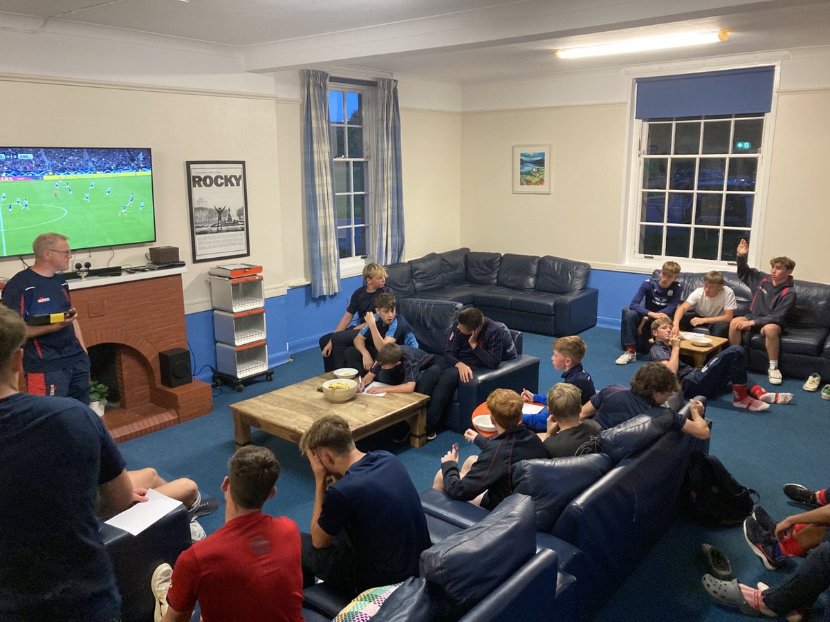 MerchiMiddleYrs's tweet image. ROGERSON: Kilts, pub quizzes, prep and toasties. Some photographs from a successful start to the term! #middleyears #respect #responsibility #kindess #achievement