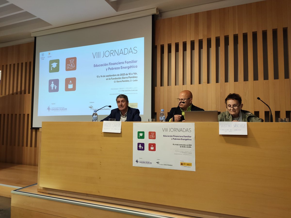 Comienzan las VIII Jornadas de #EducaciónFinancieraFamiliar y #PobrezaEnergética de <a href="/isadoraduncan/">FFM Isadora Duncan</a> 

<a href="/MeryMolyM/">Mery</a>, policy officer de #ASUFIN, hablará en unos minutos sobre inclusión financiera y explicará los resultados de los últimos estudios que hemos realizado desde nuestra