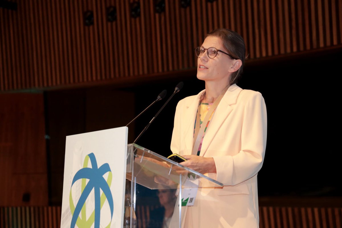 IASPnetwork's tweet photo. IASP CEO @lund_ebba ended the morning with #IASPhighlights, introducing the 40 new members that joined the #IASPnetwork, the new IASP Innovation Districts Alliance and events coming up next https://t.co/NeUCppU0Ql