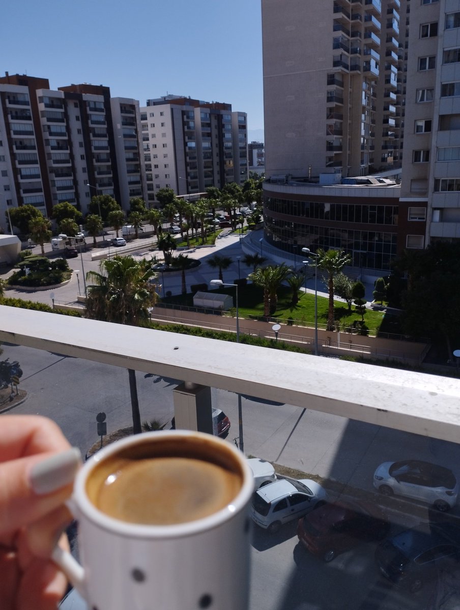 Belki üstümüzden bir kuş geçer 🙏😊