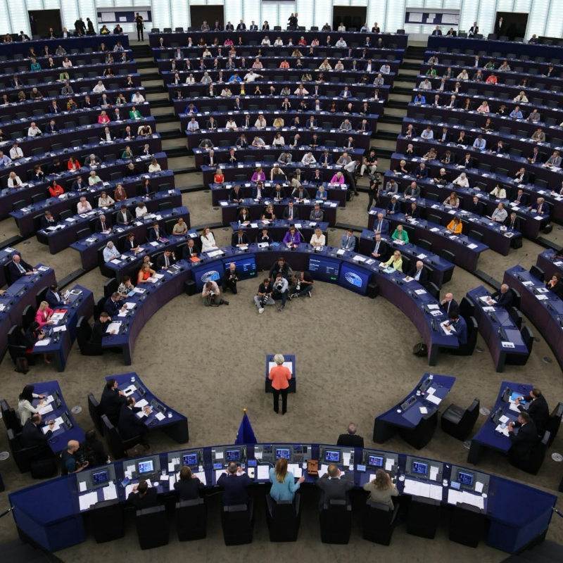 EU_Commission's tweet photo. "When Europe is bold, it gets things done. 

And our work is far from over – so let’s stand together.  

Let’s deliver today and prepare for tomorrow."

Read the full #SOTEU speech delivered by President 
@vonderleyen here → https://t.co/PxEPeMbdQv https://t.co/CuXgGVqi7T