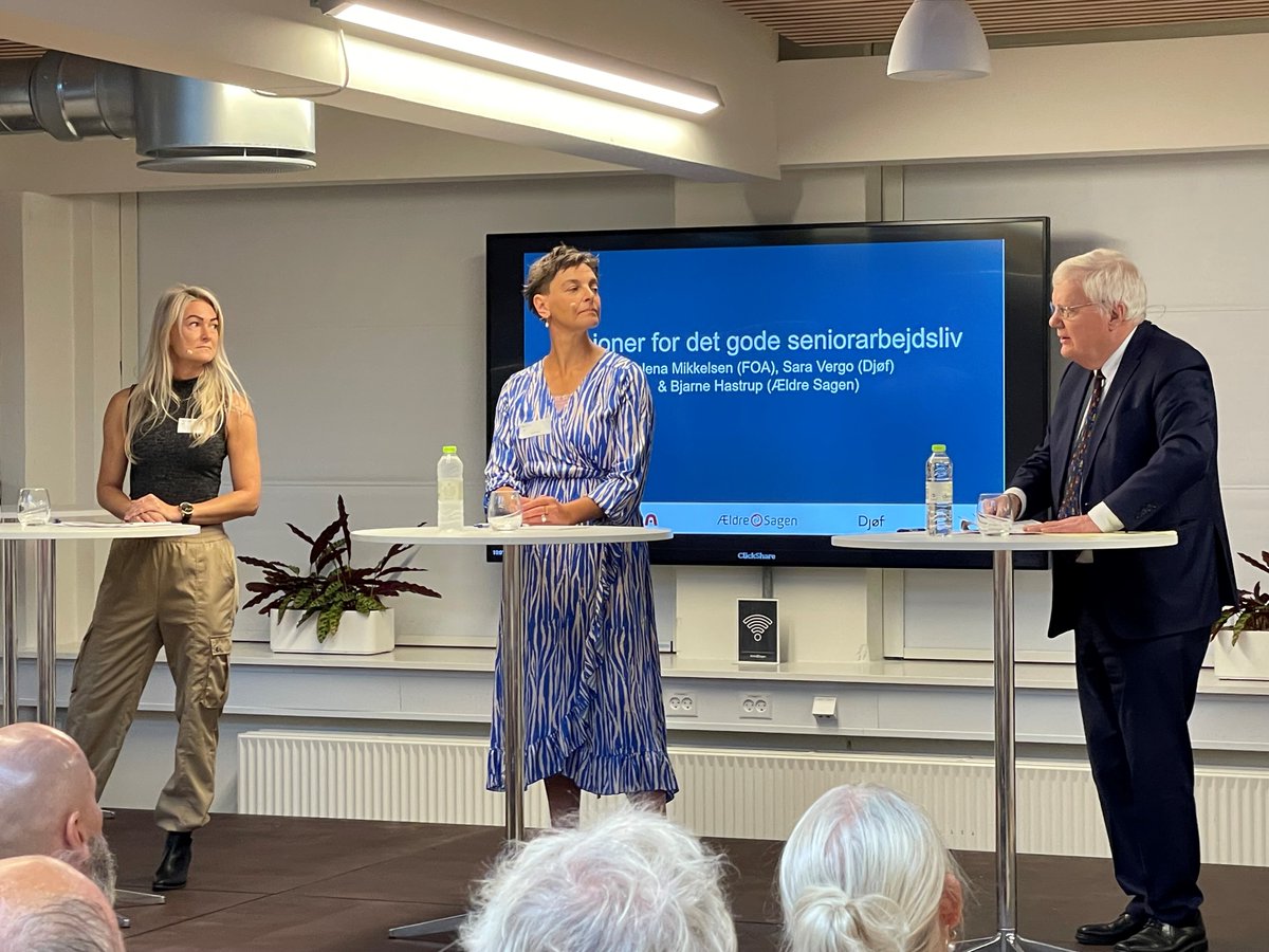 "Vi har brug for seniorerne. Derfor skal de kunne være en del af arbejdsmarkedet, så længe de kan og vil. "

Stærkt fælles budskab på tværs af generationer og organisationer på konference arrangeret af <a href="/djoef/">Djøf</a> , <a href="/FOA_dk/">FOA</a>  og <a href="/aeldresagen/">Ældre Sagen</a> 

#dkarbejde, #dkpol