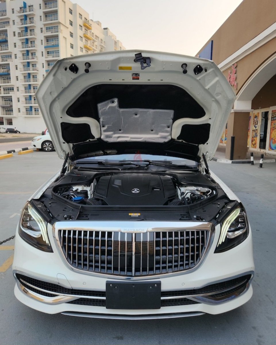 PropertyPros999's tweet photo. Description: Well-maintained, accident-free, 54,000 km, original paint. Japanese specification. Price: AED 400,000

 #Maybach560 #LowMileage #JapaneseSpec #WellMaintained https://t.co/FqK8Rye6pv
