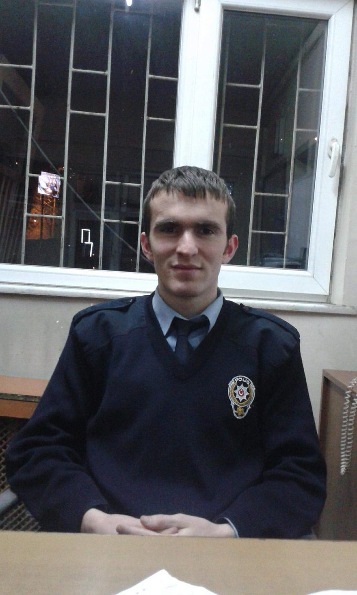 13 Eylül 2015 günü Şırnak'taki hain saldırıda şehit düşen Polis Memuru Soner Yıldırım'ı şehadetinin yıl dönümünde rahmetle anıyoruz.