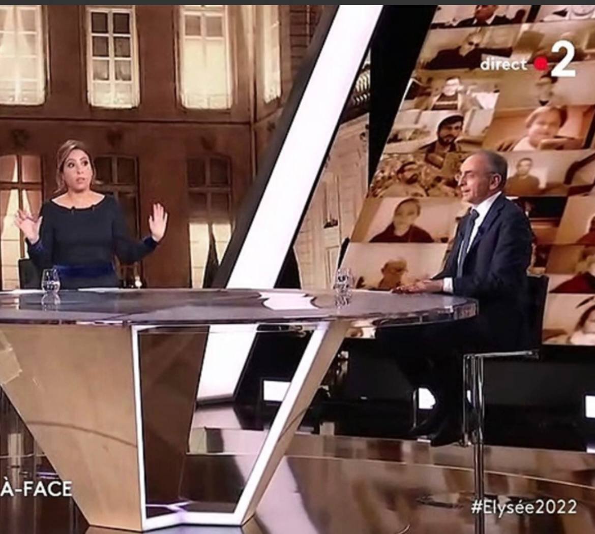 slpng_giants_fr's tweet photo. Hier, sur France 2 Marion Maréchal Le Pen prétend que #Zemmour n'évoque jamais  l'histoire de sa famille "par pudeur"

FAUX 

Il la racontait déjà sur France 2 le 17/03/2022, pour tenter de désamorcer les reproches sur ses propos négationnistes réhabilitant #Pétain. https://t.co/XEItoczaSE