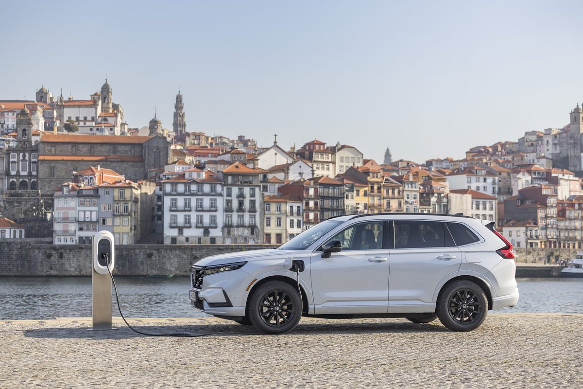 Shane O' Donoghue (@shane_o_d) on Twitter photo Latest first drive review to go live on <a href="/completecar/">CompleteCar.ie</a> is that of the sixth-gen Honda CR-V, in plug-in hybrid guise. Words by <a href="/JFossdyke/">James Fossdyke</a>:
completecar.ie/car-reviews/ar… Latest first drive review to go live on <a href="/completecar/">CompleteCar.ie</a> is that of the sixth-gen Honda CR-V, in plug-in hybrid guise. Words by <a href="/JFossdyke/">James Fossdyke</a>:
completecar.ie/car-reviews/ar…
