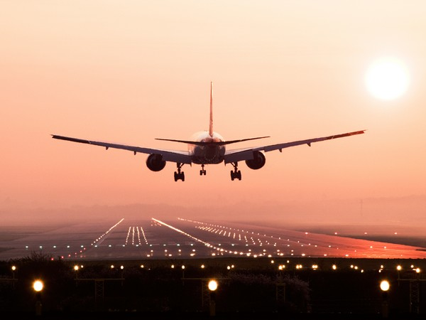 ani_digital's tweet photo. AAI gets nod to install full-body scanners at 4 airports
Read @ANI Story | https://t.co/utEgztRBss
#AAI #FullBodyScanners #Airports https://t.co/v4Lm9GZoeB