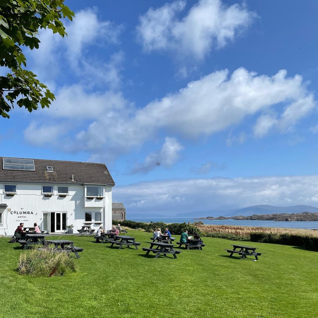 A shoutout to our loyal guests and friends... 

One of the best things about our outdoor area - besides the sensational views - is the true sense of community that it brings. Guests have the opportunity to socialise, mingle and make new friends. And that's what our little hot ...