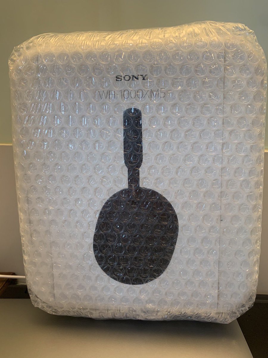mamatomyumm's tweet photo. Sony WH-1000M5 ขายต่อค่ะ สภาพ100% ราคา 13,500 บาท สามารถต่อรองคุยเรื่องราคาได้นะคะ #iPhone #iPhone15Pro #iPhone15ProMax #ส่งต่อของใช้ #หูฟังไร้สาย #หูฟังsony https://t.co/7yfpQSnPYn