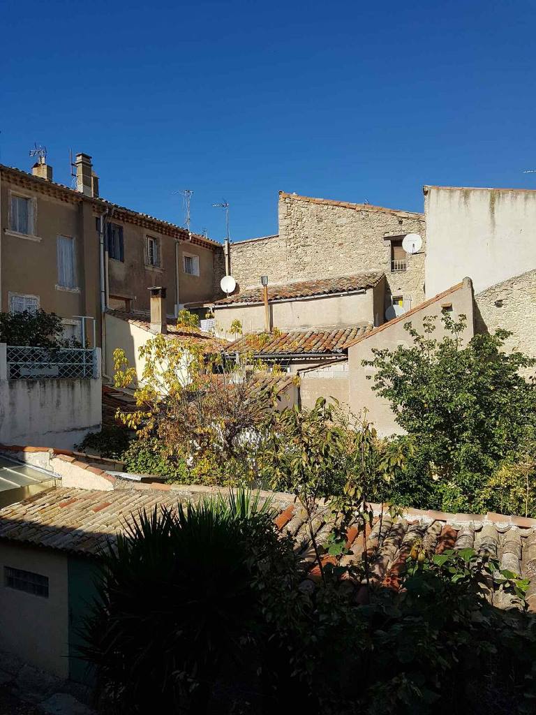RPeacefullHouse's tweet photo. Discover family-friendly townhome rentals in Beziers! Ideal for a memorable vacation with kids. Book now at #FindAmericanRentals platform. #BeziersRentals #FamilyVacation #KidFriendlyTownhomes https://t.co/WwaCq9qU4l https://t.co/HKa5M61ViJ