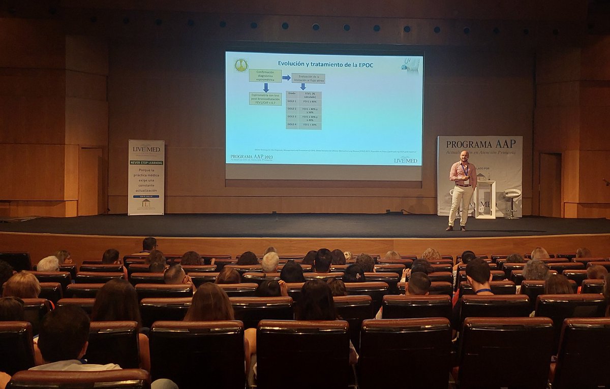 🔵 #AAP23LasPalmas | Hablamos sobre las novedades de la #EPOC con el 👨‍⚕️Dr. Martín Pessacg <a href="/martinp1983/">Martin Sebastian Pessacg Lemes</a> quien aclara las dudas de los asistentes al final de la ponencia.