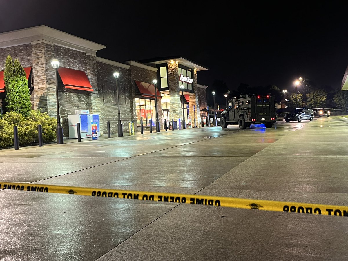 BREAKING: Armed suspect shot and killed by police in Roswell after standoff overnight with SWAT inside Racetrac on Hwy92 and Mansell Rd. LIVE report at 5:30a GBI now investigating