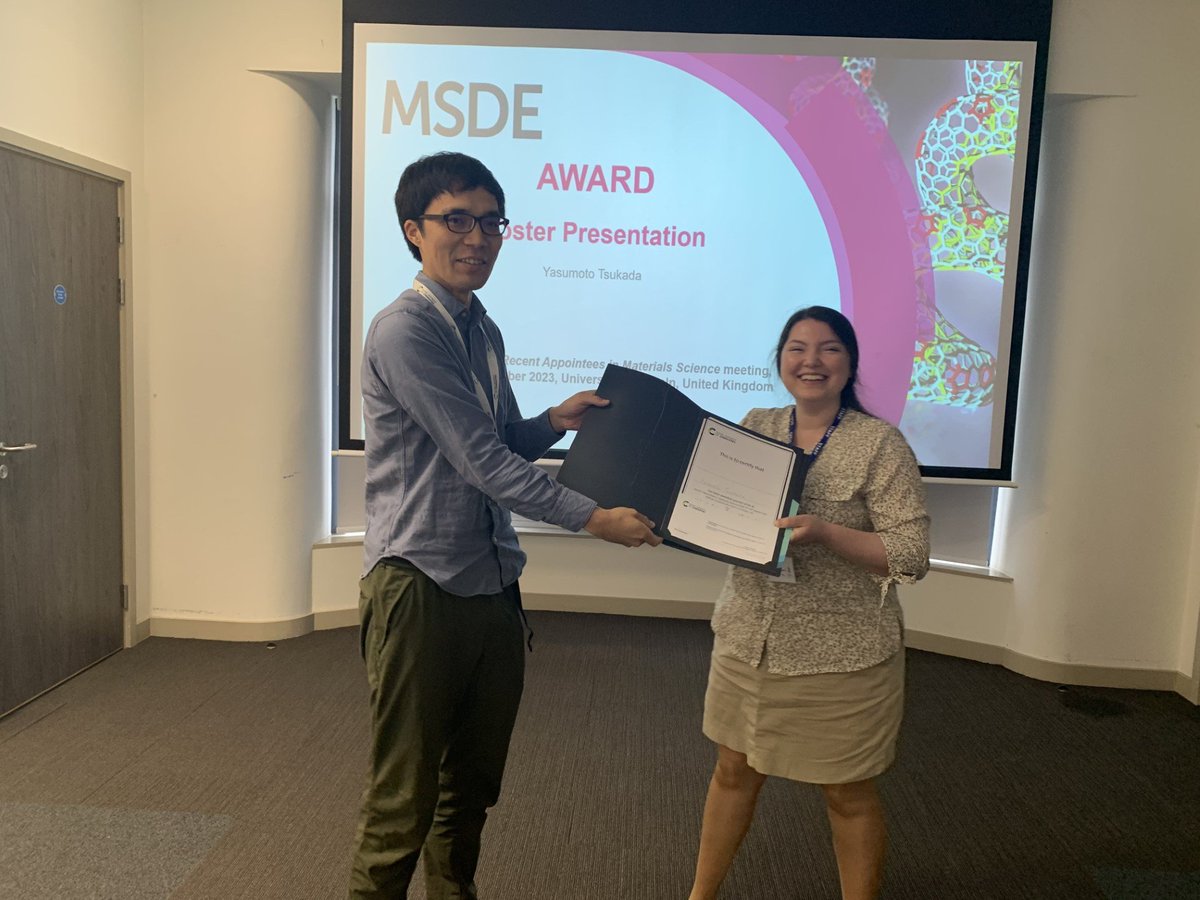 RoySouvik_'s tweet image. Congratulations to best poster winners #RAMS2023
Soumalya Bhattacharya @ChemistryUoN, Lila Mahmoud @UoBChem, Yasumoto Tsukada @UoAGeosciences, Rhiannon Germaney @UoLChemistry, and Shannah Kerrigan
Spomsored by @RoySocChem @RSC_MolEng
@JMaterChem @MaterHoriz @Asynt