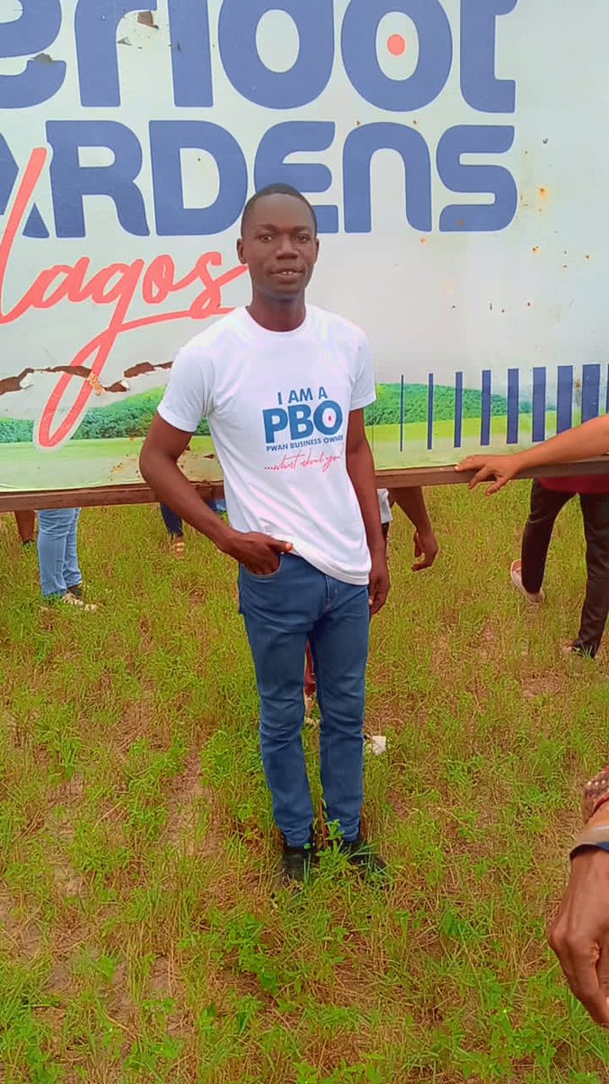 Tphile21's tweet photo. Why do you need to invest in real estate? Day 2

Many people erroneously think they must live in any property they buy.That's not true. You can actually become a real estate investor; build, renovate, rent out, lease and sell it and make you cool cash.

#pwanmax
#pwanmaxseminars https://t.co/i8liXaVJq1