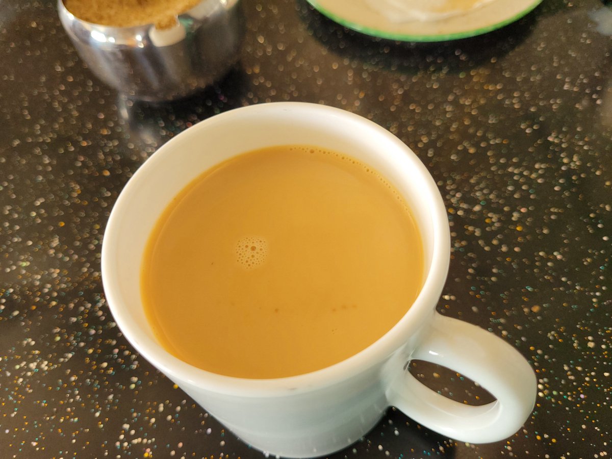 Savour the perfect brunch trifecta: wet fry mutton, fluffy chapatis, and steaming masala tea. Pure bliss on a plate.