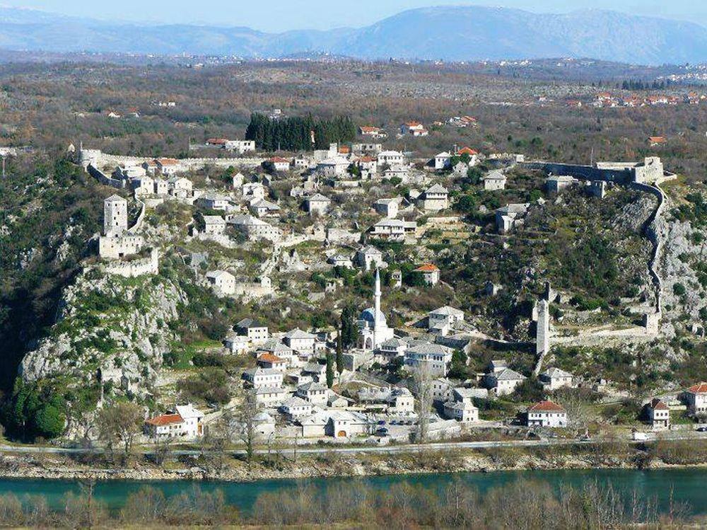 Počitelj 🇧🇦 

bosnianhistory.com/2018/07/25/poc…