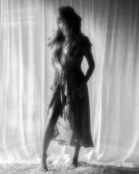 Moody Soft  📷 @mickpayton https://t.co/PIz6l59Swh<a class="tags" target="_blank" title="On Twitter" href="/?out=eyJ0eXAiOiJKV1QiLCJhbGciOiJIUzUxMiJ9.eyJpYXQiOjE3MjEyMTY0NTMsImlzcyI6InR3cG9ybnN0YXJzLmNvbSIsIm5iZiI6MTcyMTIxNjQ1MywiZXhwIjoxNzUyNzUyNDUzLCJyZWRpcmVjdF91cmwiOiJodHRwczovL3R3aXR0ZXIuY29tL21pY2twYXl0b24ifQ.ejchFMGNlEpCRuHe1t1T1zpRmttNIGA14xNM9Pt5CtK4AYD66TJyy8Wux68CKhZ7EzwKL4mfzEfV7qwWGIm2EA">@mickpayton</a><a href="/tag/model"class="tags"><span>#model</span></a><a href="/tag/glamour"class="tags"><span>#glamour</span></a><a href="/tag/sheer"class="tags"><span>#sheer</span></a><a href="/tag/tights"class="tags"><span>#tights</span></a><a href="/tag/uk"class="tags"><span>#uk</span></a>