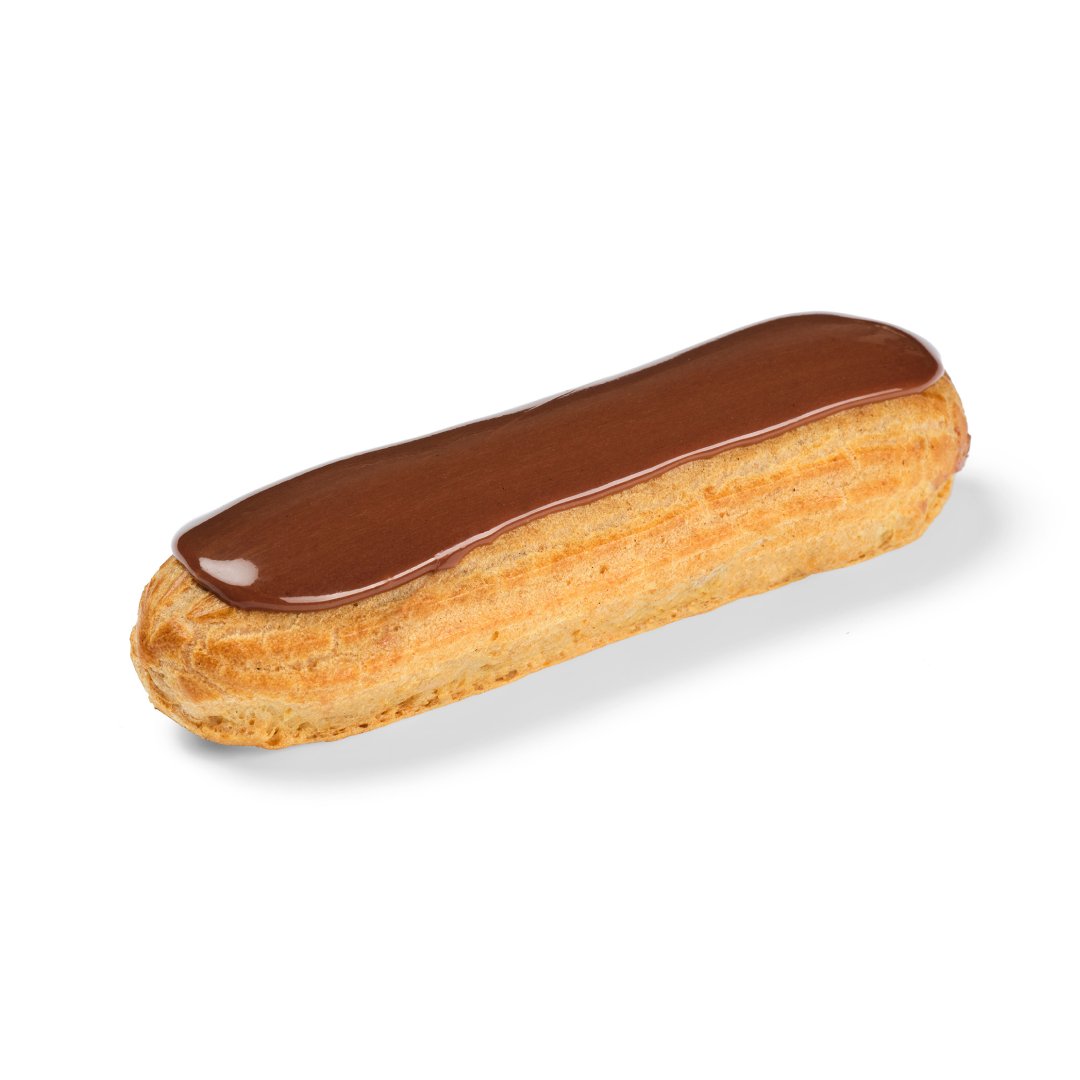 How to lower fat content in your chocolate éclair?  In collaboration with Marta Trias, nutritionist, Ramon Morató, Creative Director at Cacao Barry and Anne Cazor, founder of Scinnov. 
Explore new paths to a healthier patisserie: bit.ly/3sWkote
#ExpressYourTrueNature