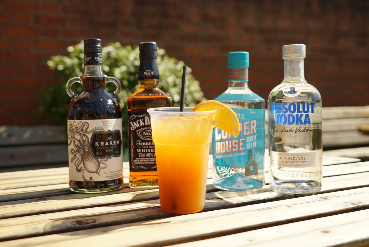 TheCoachCHB's tweet photo. IT'S ICE TEA WEATHER AGAIN!
The PERFECT refreshing beverage for this late summer weather. With a whole range of fruit syrups available, you can have it however you like and make it boozy for just £2 with any of our house spirits! https://t.co/bvwv0BnVyi