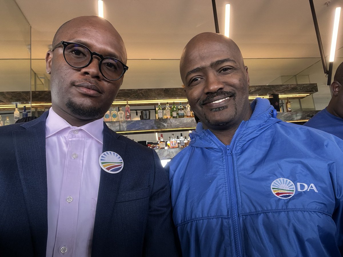 tsepomhlongo's tweet image. With  @SollyMalatsi IN JOHANNESBURG TODAY to witness the announcement of Gauteng Premier  Candidate 
#DAGetsThingsDone