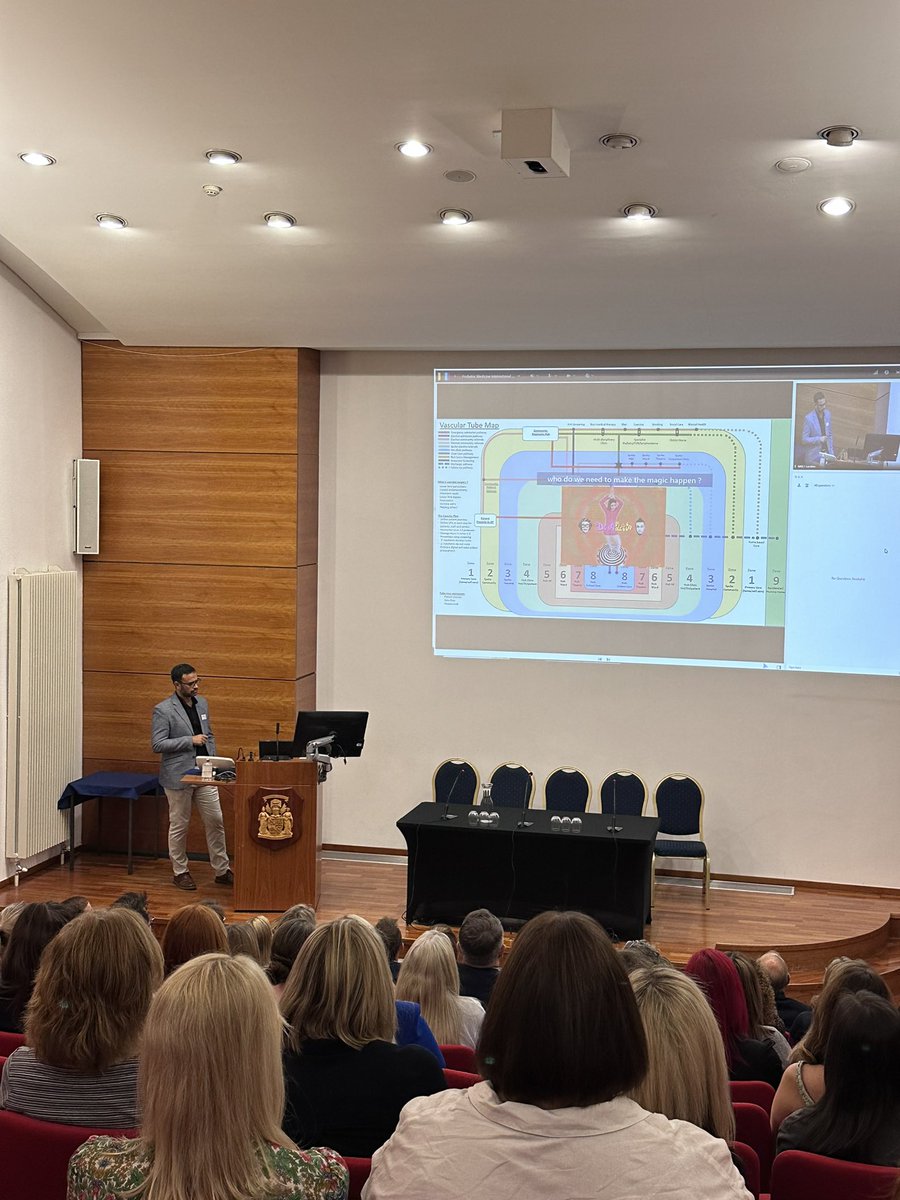 julpodN10's tweet photo. @wyliedpod @rcpsglasgow Great 1st session https://t.co/NFUvKRm8mx
