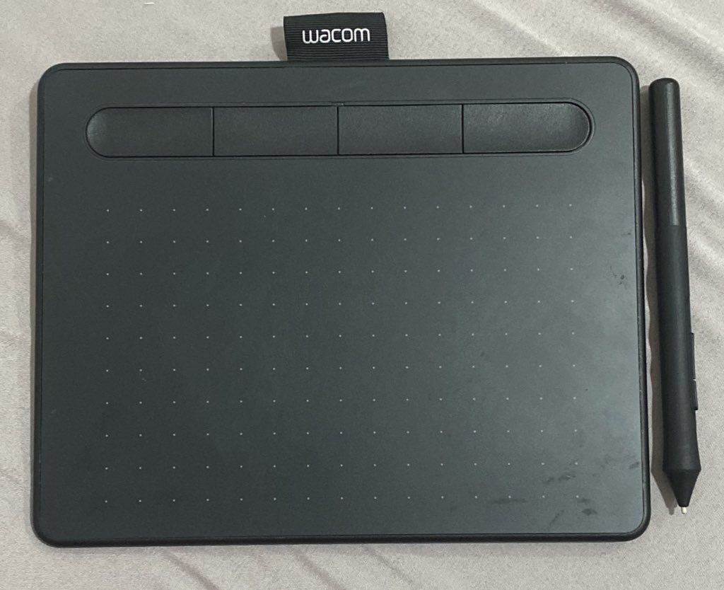 conccealme's tweet image. GIVEAWAY 🇮🇩 only
Wacom Intuos CTL 4100 (no bt)

Got it for uni but never seemed to got around to using it; so if another artist can use it for their art journey that’s enough for me.

Rules:
- rt and like this post
- rep anything
- not a must but I appreciate follow on @concceal
