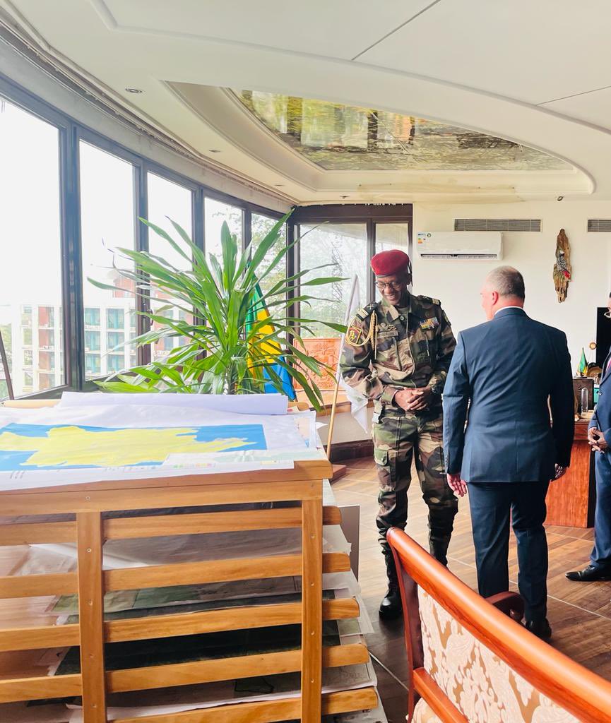 Ministère des Eaux et Forêts tweet media