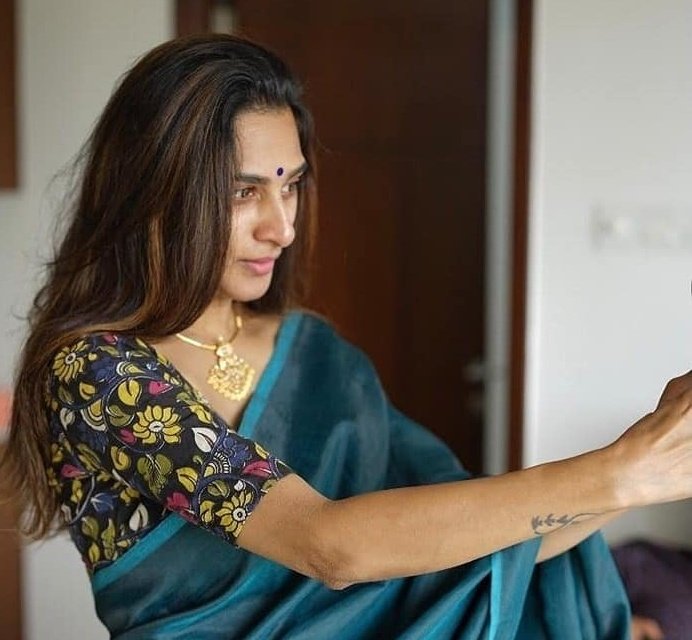 Surekha Vani's New Year Hot dance video with her daughter goes viral, SurekhaVani, Supritha iiQ8