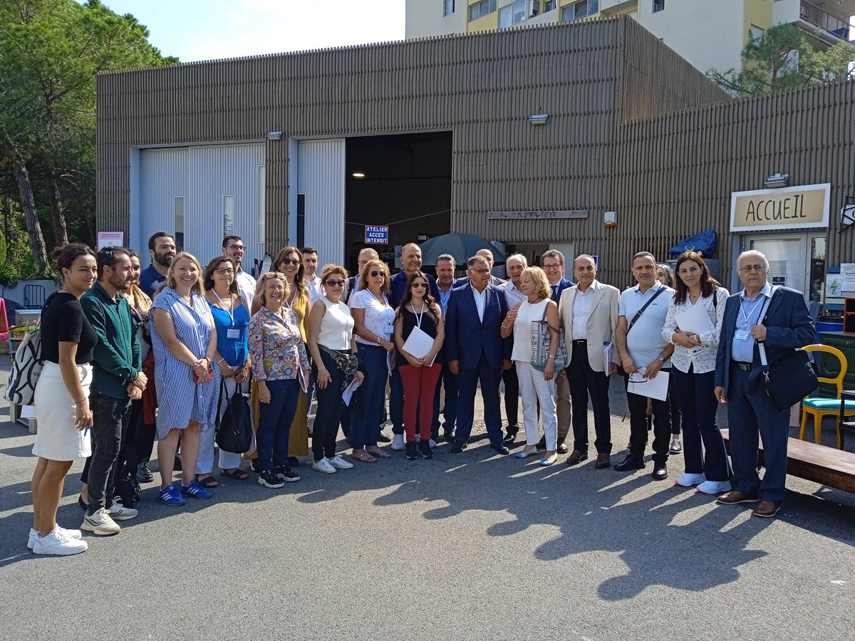 Visite d'étude d'élus libanais à recyclerie <a href="/MetropoleNCA/">Métropole Nice Côte d'Azur</a>  des Moulins à Nice. Coopération Euromed financée par <a href="/DIMED_MEAE/">Délégation Interministérielle à la Méditerranée</a> @Regionsud