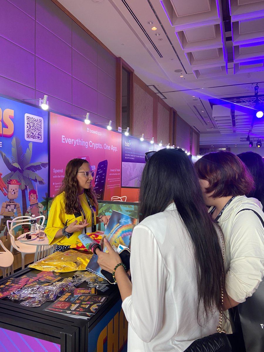The Token 2049 conference is in full swing! 🇸🇬🔥

The atmosphere and energy here are inspiring 🦋

Chainers team is happy to see everyone! Let's play our alpha version Chainers Universe together 🎮

Warm hugs and great merch await! 🫶
#TOKEN2049Week