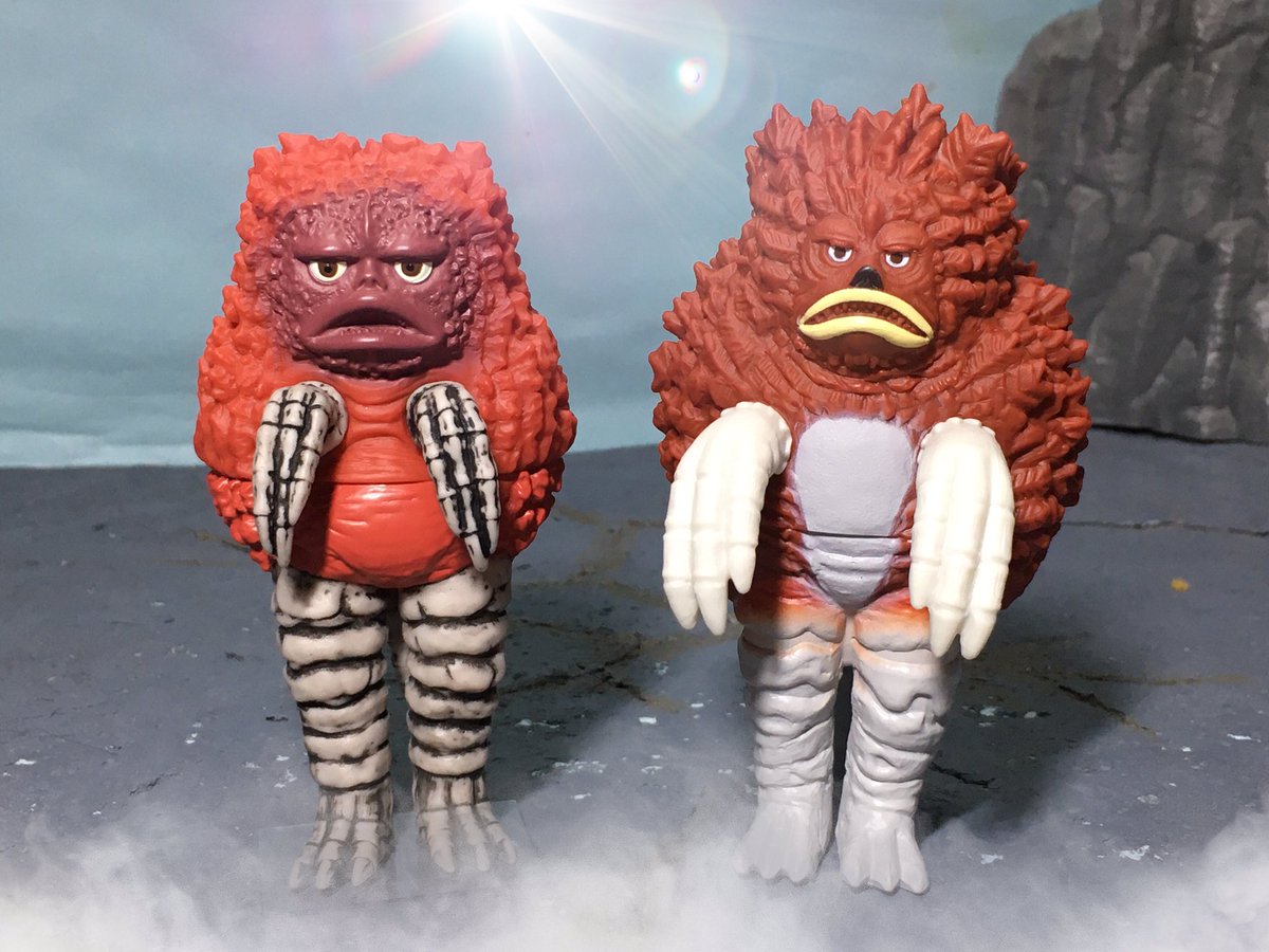 ピグモンとガラモン。ピグモンはウルトラマンマックス版だから