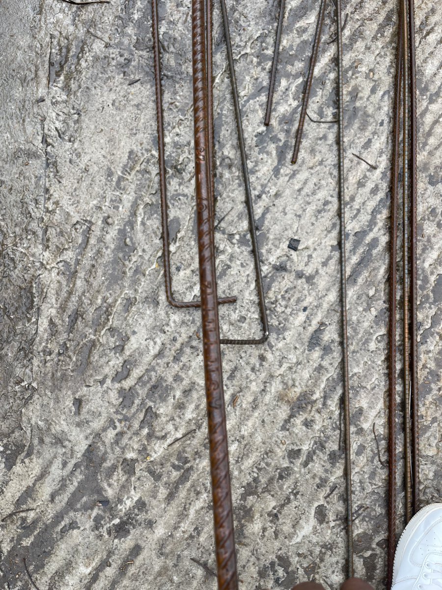 oil_shaeikh's tweet photo. Something is happening in the construction 🏗️ industry which the @SONNigeria standard organization of Nigeria need to look into and explain to Nigerians.
The diameter of the reinforcement bars we see in the market are no longer reflecting the actual sizes.
12mm bars are now 10mm
10mm now 8mm
16mm now 14 mm
This is a dangerous situation.
The earlier we need to address this, the better for us, regulatory bodies need to do their jobs in ensuring standards.
This is also applicable to steel beams, angle irons !
Engineers need to over-design and recommend larger sections to be on a safer side, building will be come more expensive but safer.
@SONNigeria should wake up to it’s responsibility! There is negligence somewhere.