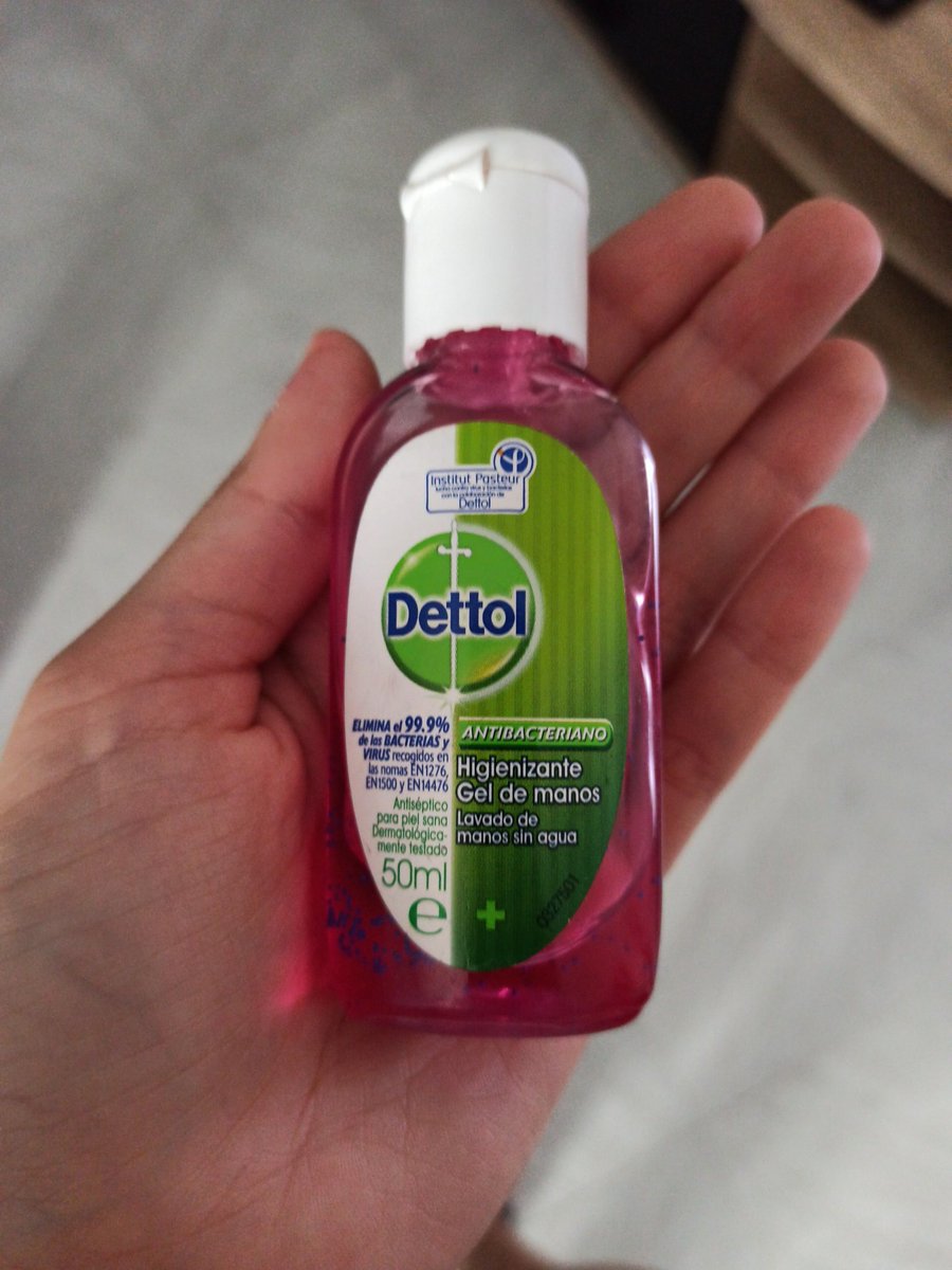 Nomichan94's tweet photo. @krashkosmetics Gel hidroalcóholico https://t.co/sB7WL31weg