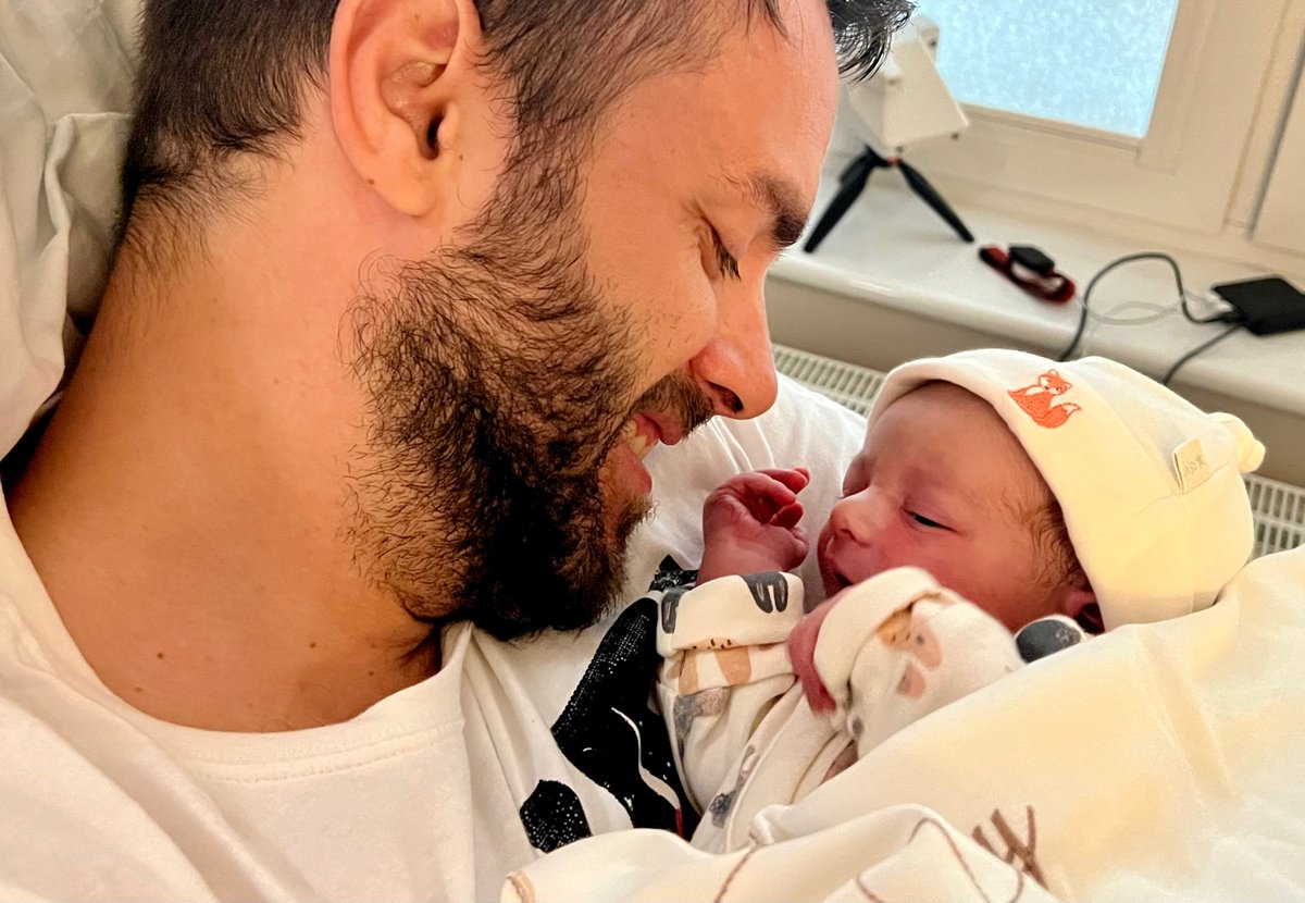 “dad will protect you from all the bad things like js, html, css. you’ll never have to move a rectangle in your life”